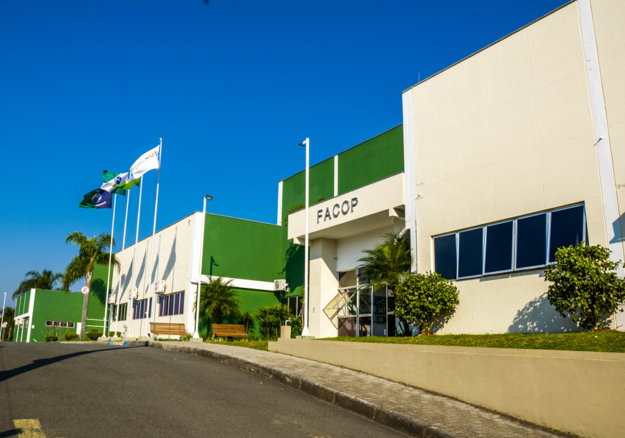 interna_facop_almirante
