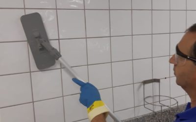 Você sabe a forma correta de limpar e higienizar azulejos?